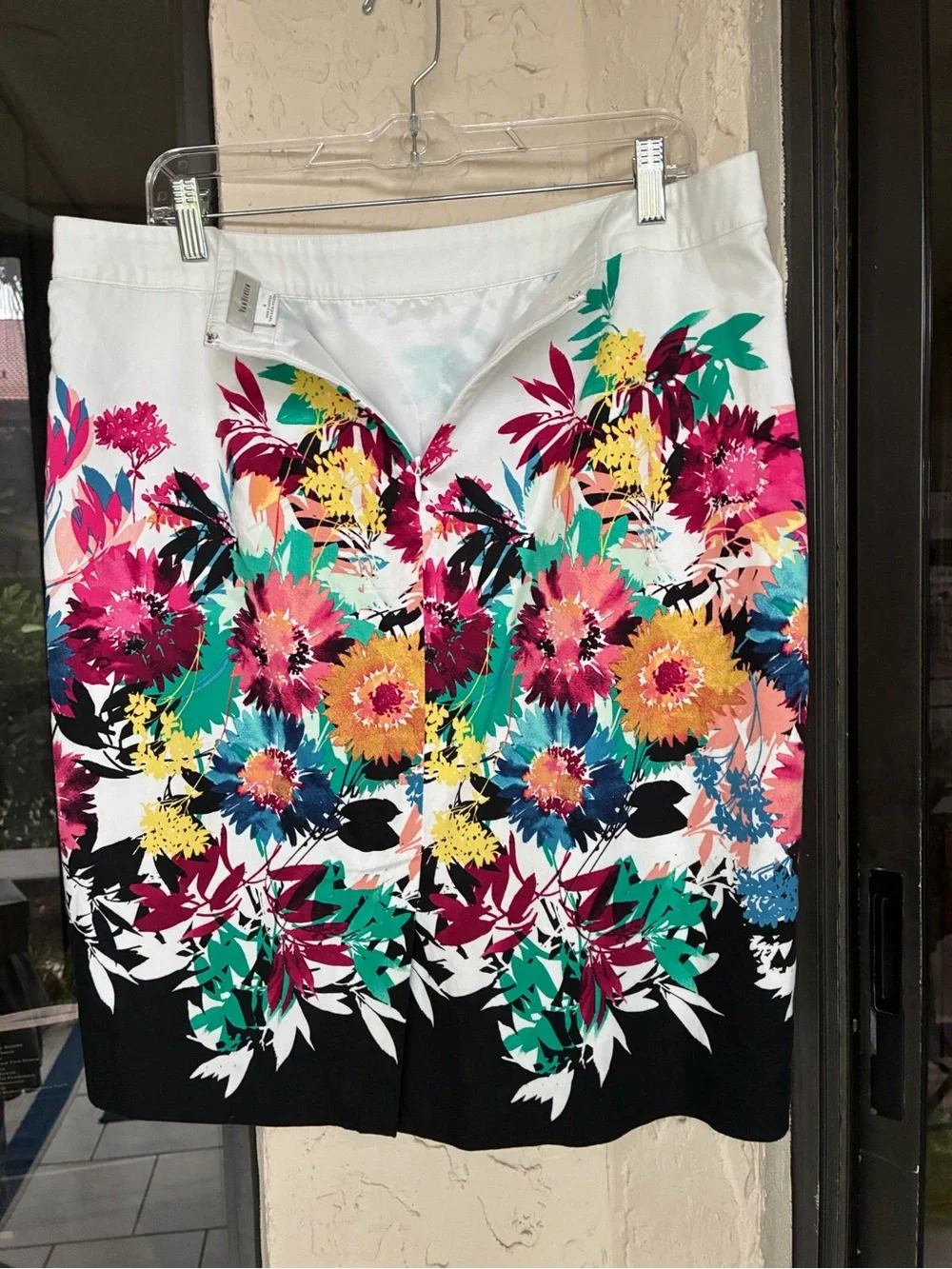 Van Heusen White Floral Pencil Skirt with Multicolor Bouquet - Picture 7 of 8